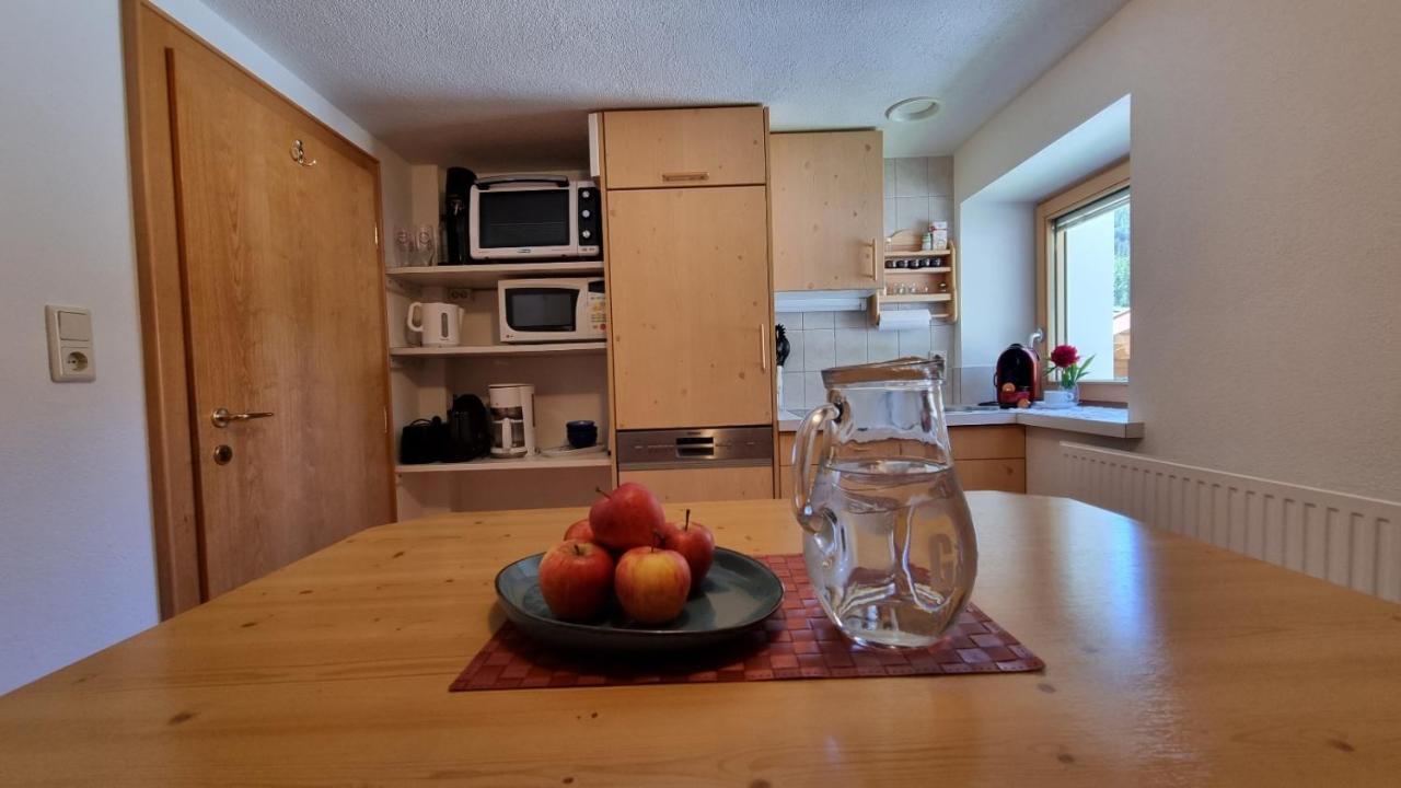Sonnenkogel Appartement Galtür Exteriör bild